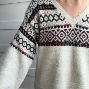 Cream Patterned Shimmery Sweater